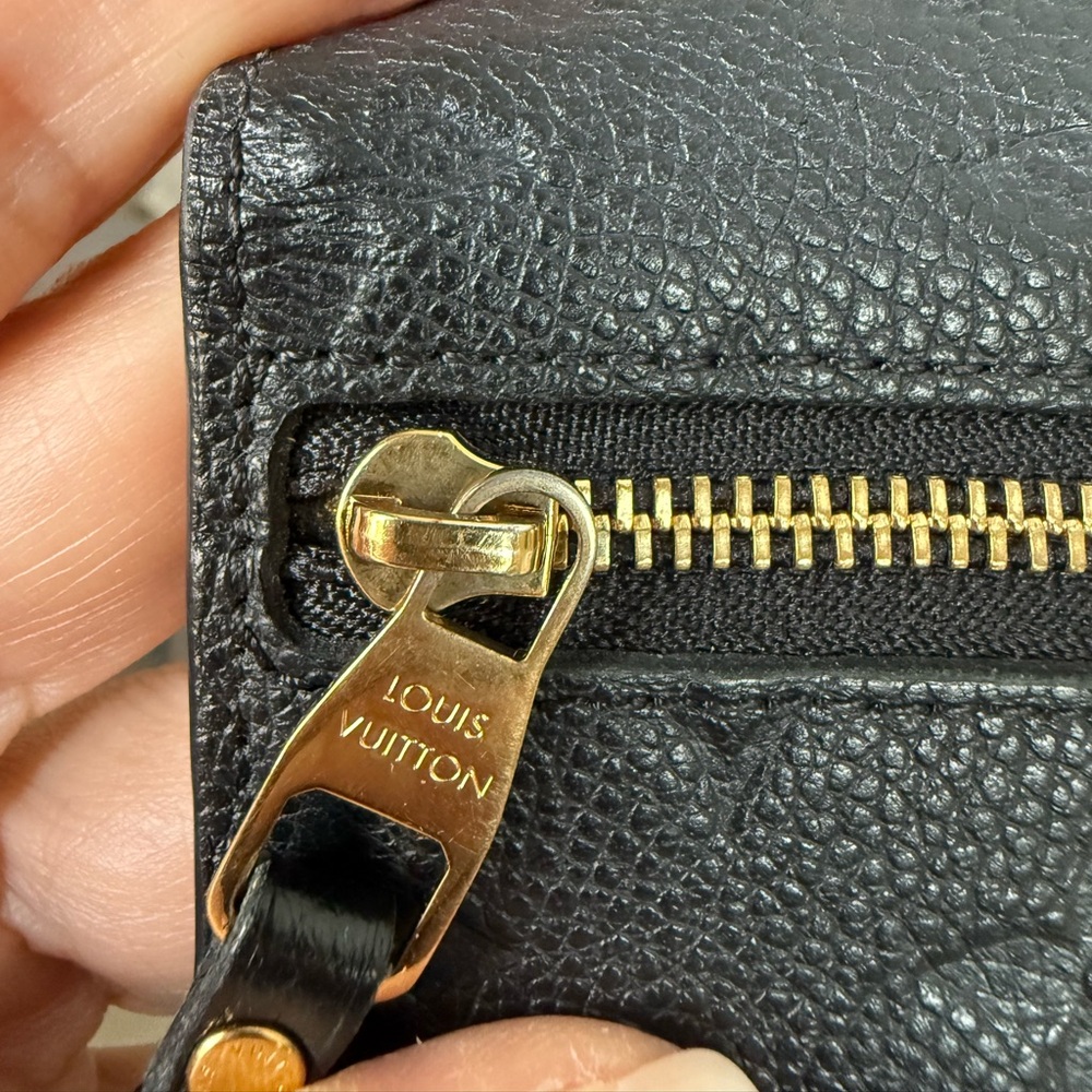 Louis Vuitton Noir Empreinte Key Pouch - Picture 14 of 16